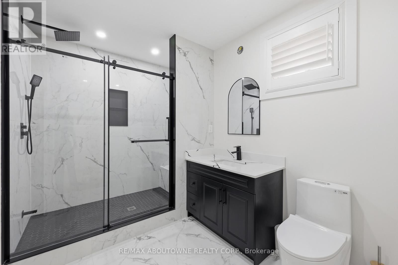 58 KILBOURN AVENUE Image 40