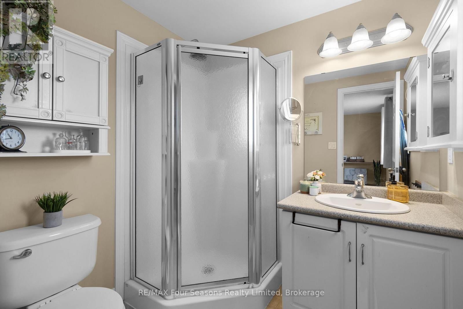 13 - 305 BRIARMEADOW DRIVE Image 20