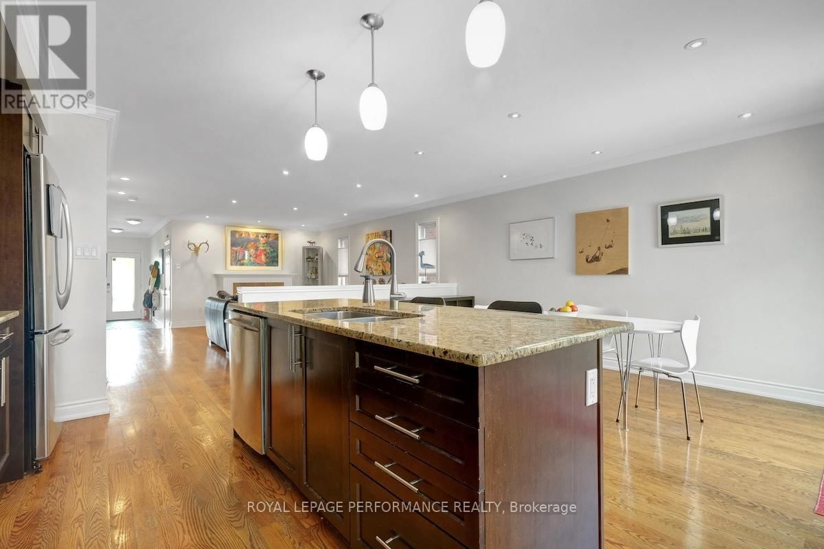 257 CURRELL AVENUE Image 10