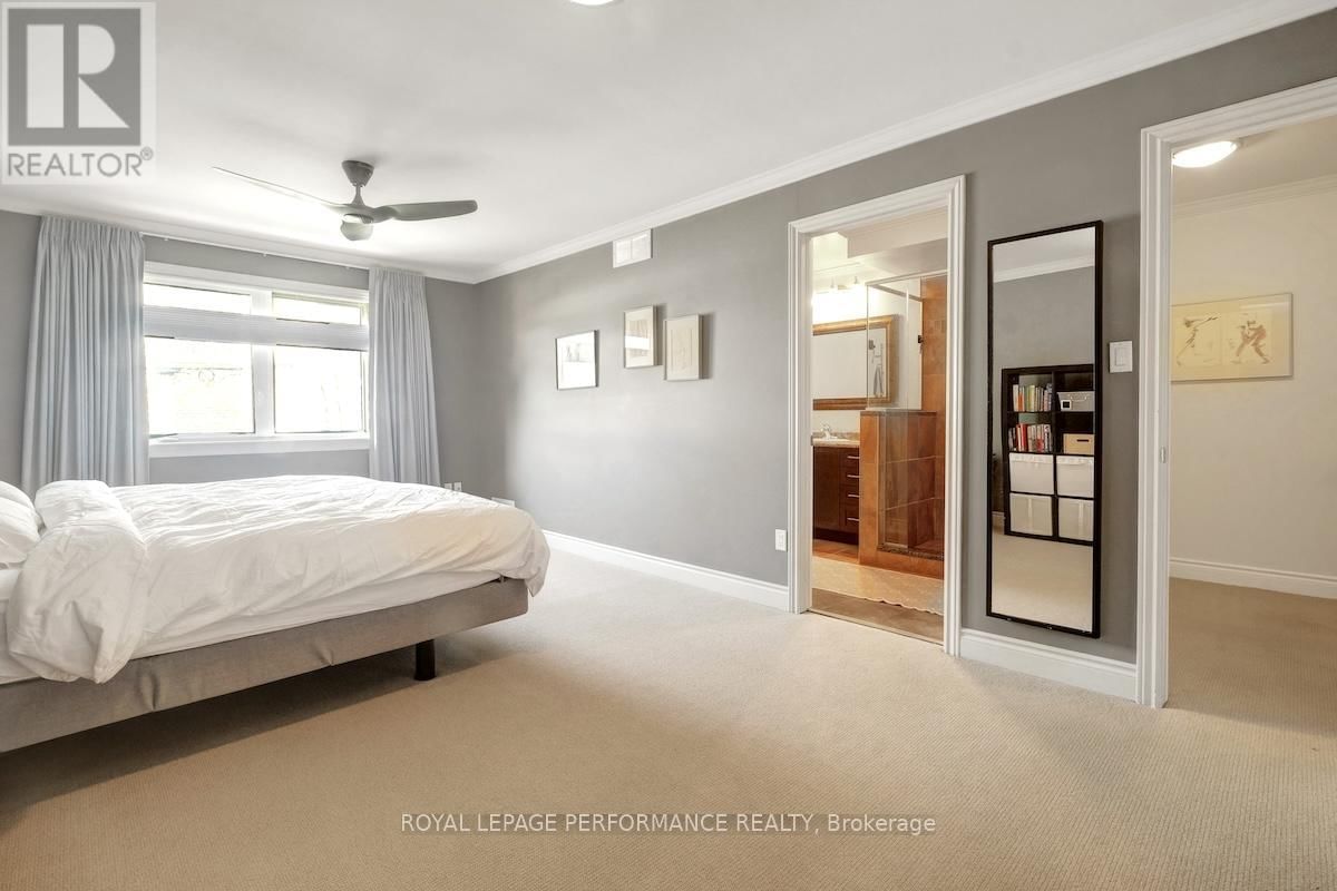 257 CURRELL AVENUE Image 12