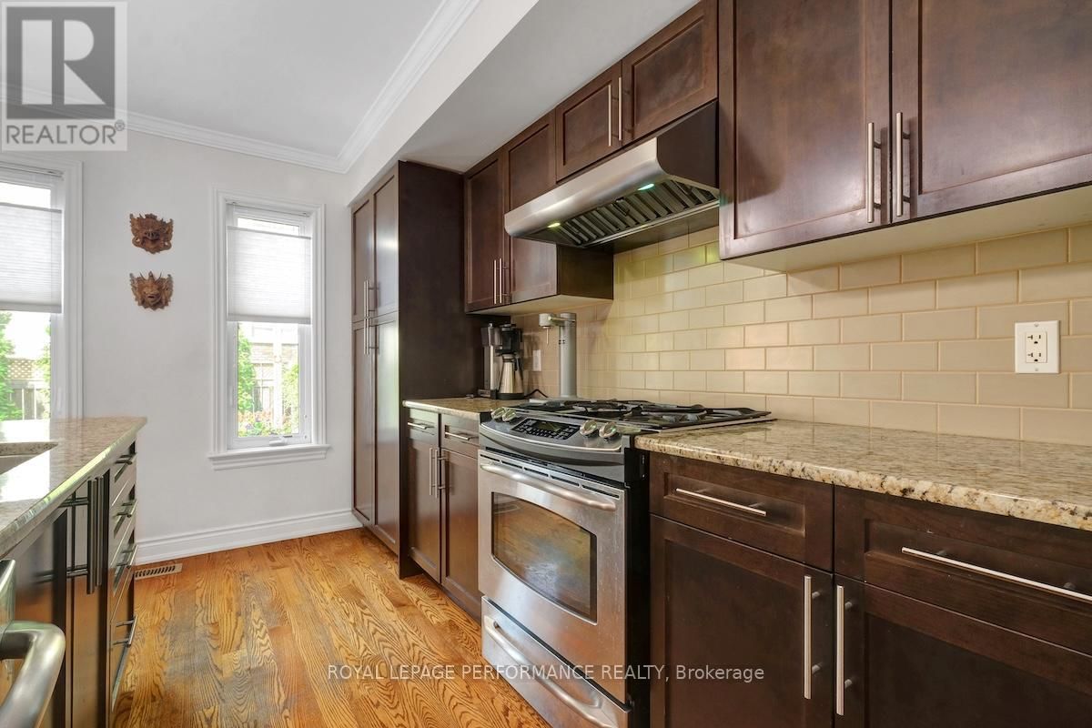 257 CURRELL AVENUE Image 9