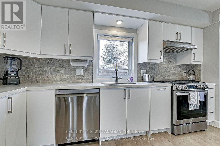 1473 GLENGARRY AVENUE Image 10