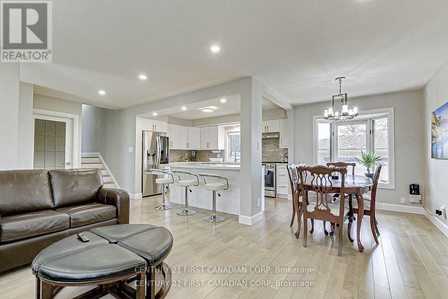 1473 GLENGARRY AVENUE Image 13