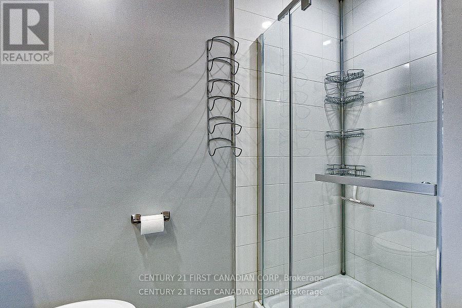 1473 GLENGARRY AVENUE Image 18