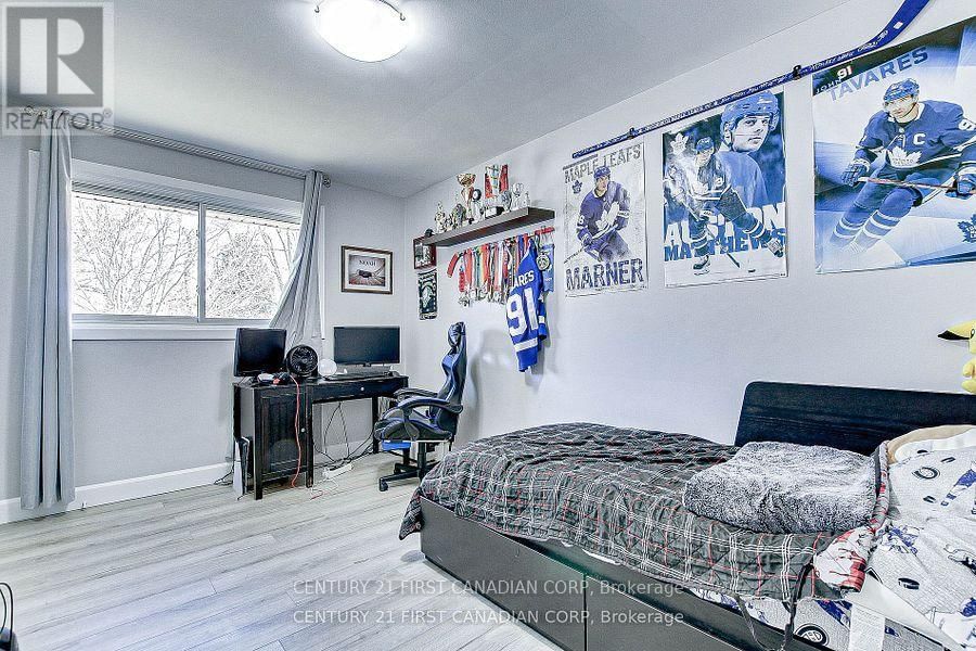 1473 GLENGARRY AVENUE Image 20