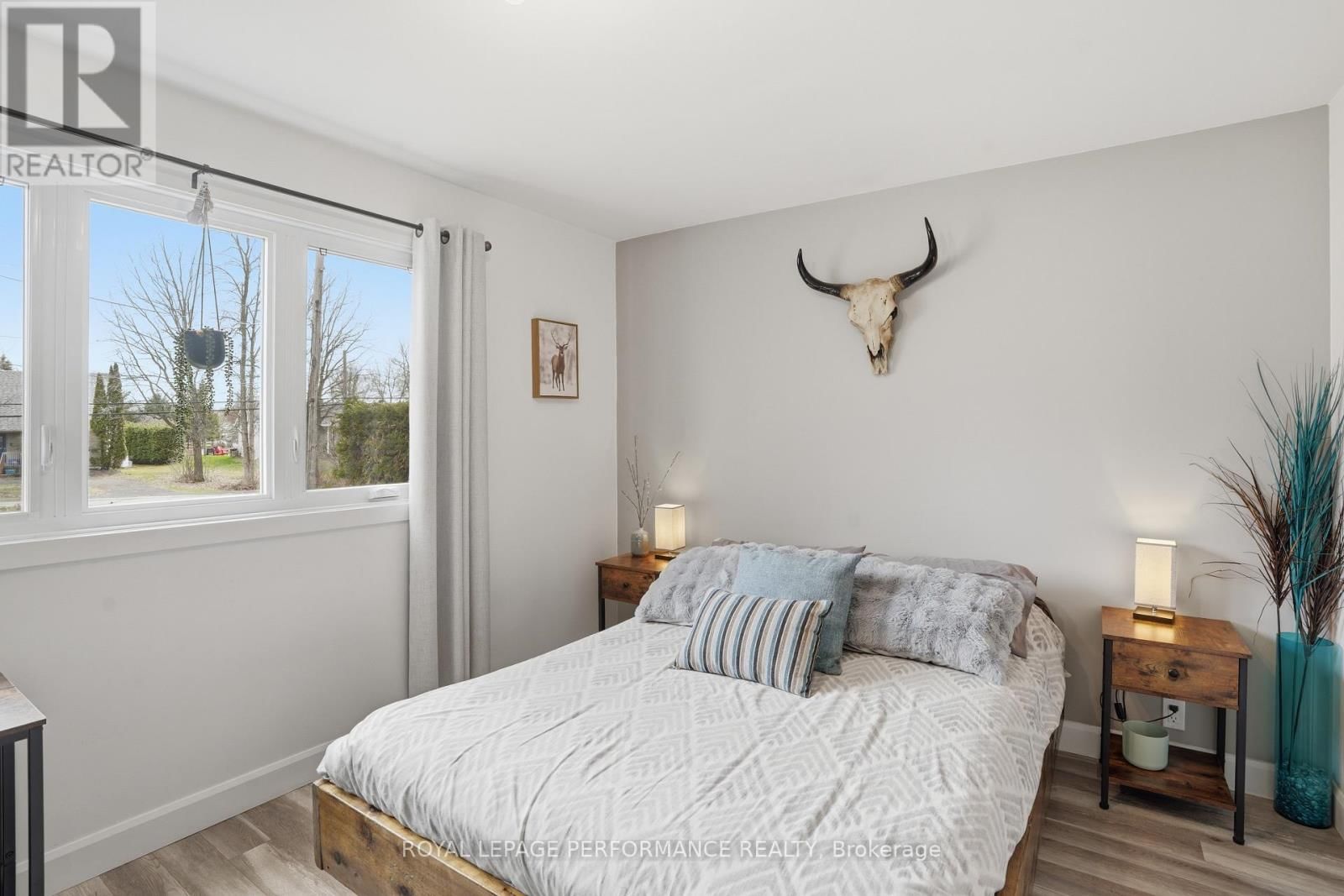 3595 FRONT ROAD Image 17