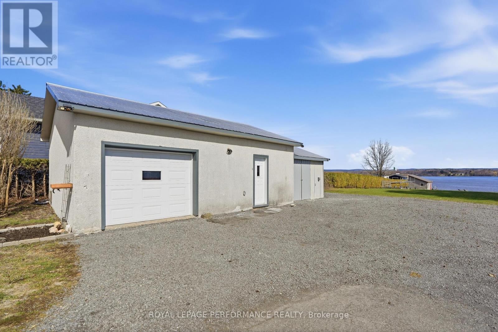 3595 FRONT ROAD Image 35