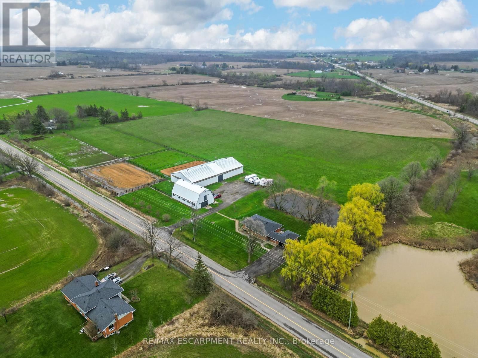 2223 HALL ROAD Image 1