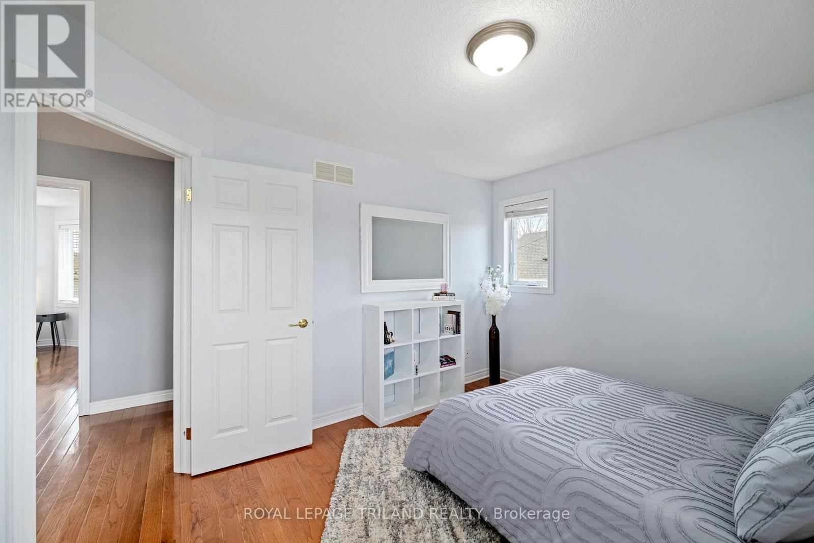 151 KNIGHTS BRIDGE ROAD Image 32