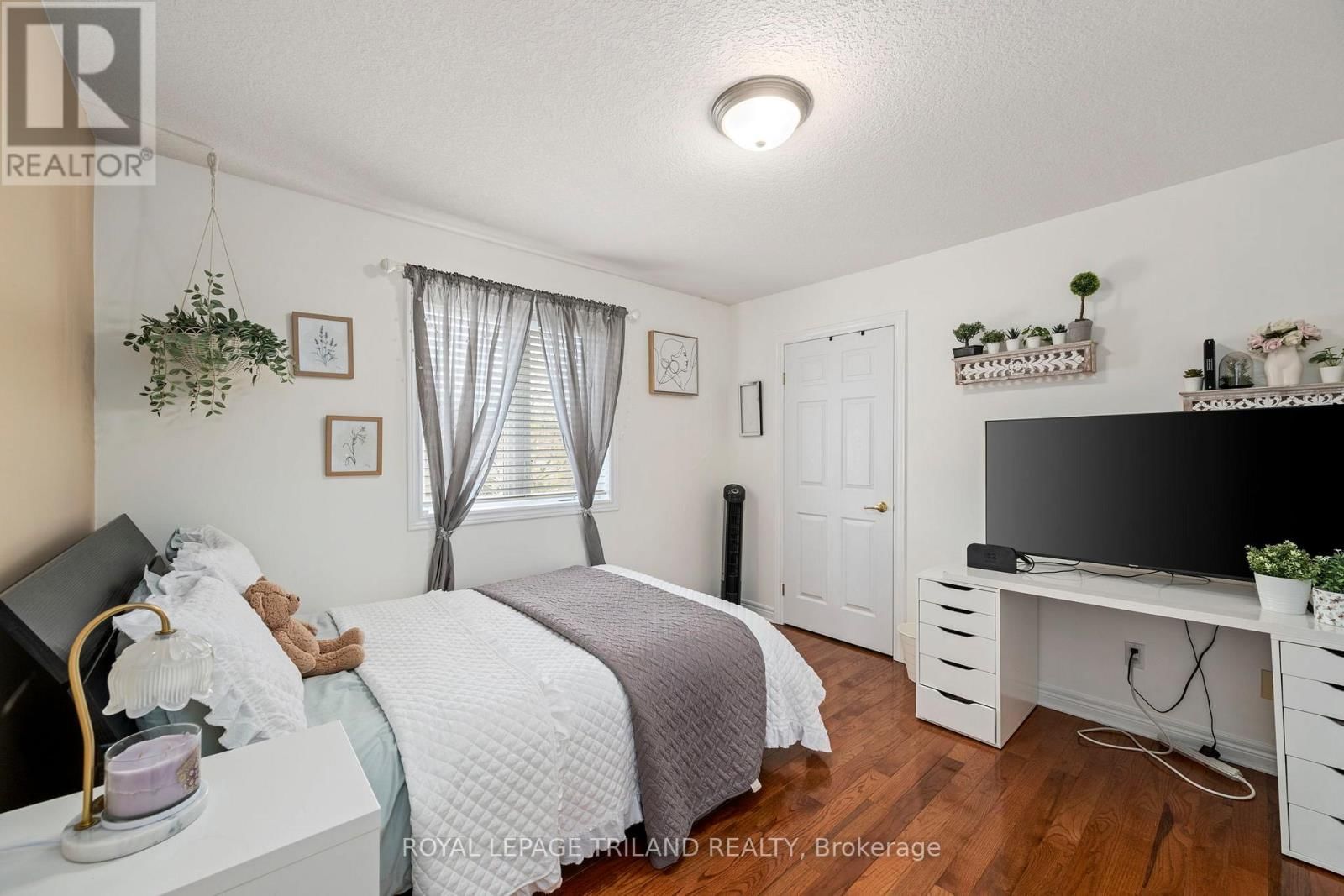 151 KNIGHTS BRIDGE ROAD Image 34