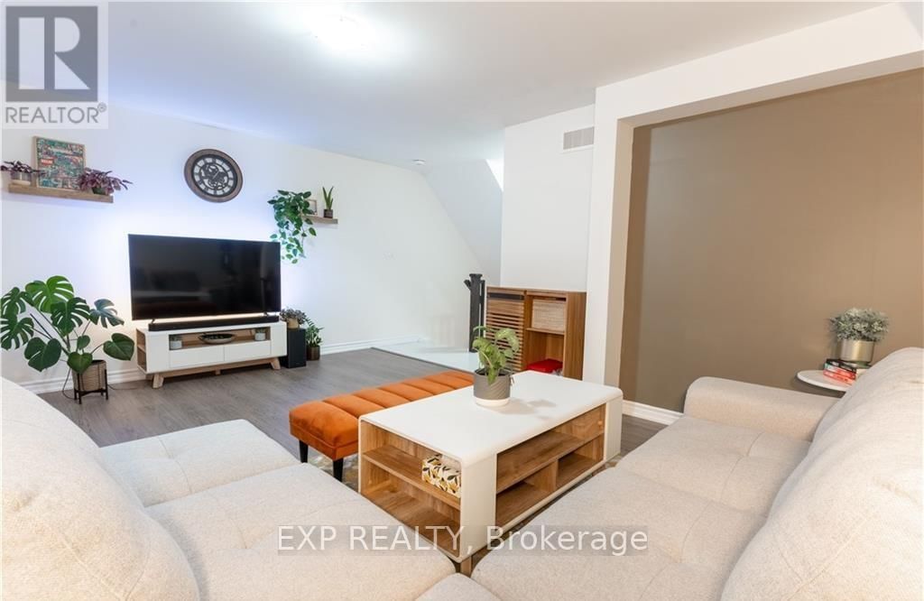 20B - 85 MULLIN DRIVE Image 18