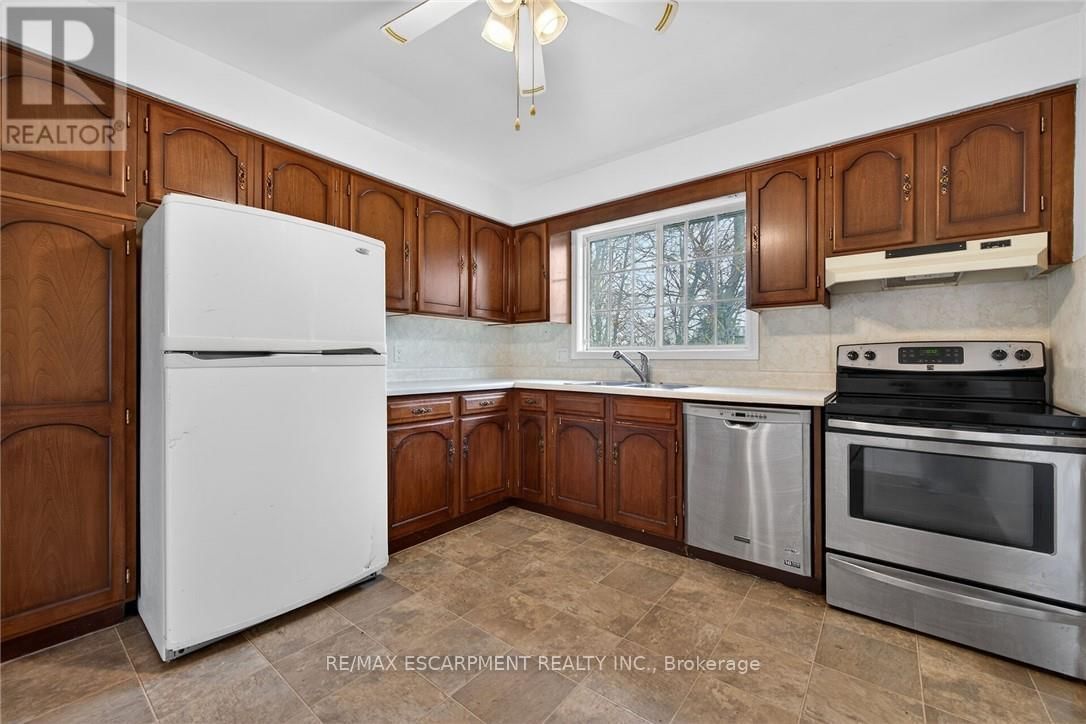 31 KILLINS STREET Image 16