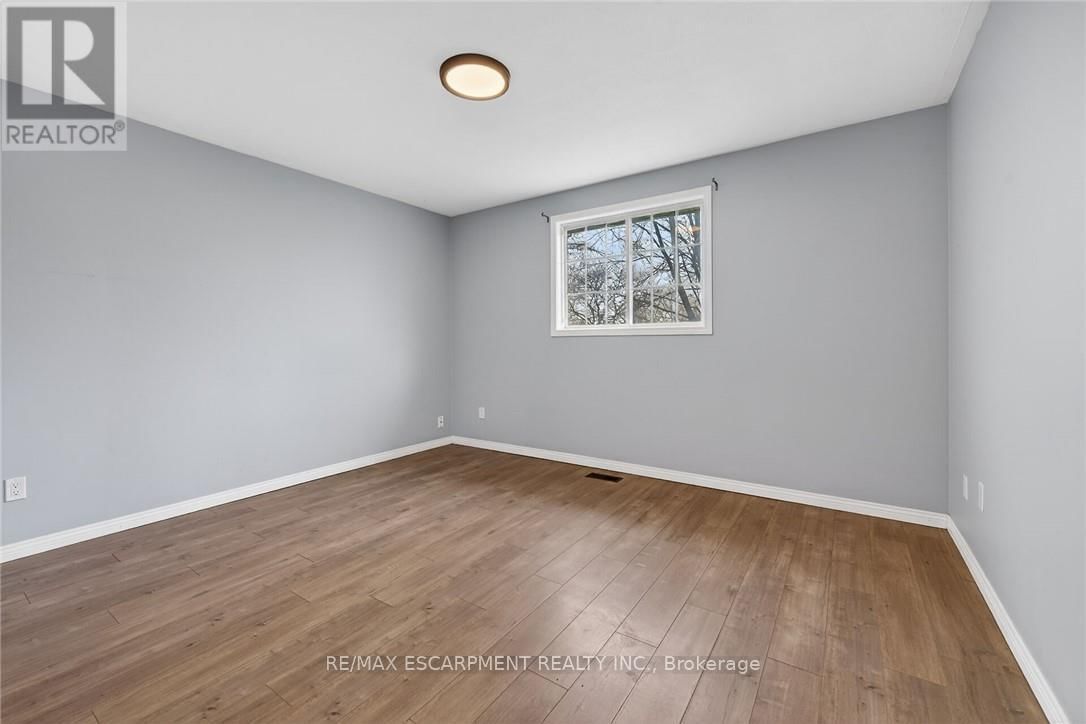 31 KILLINS STREET Image 21