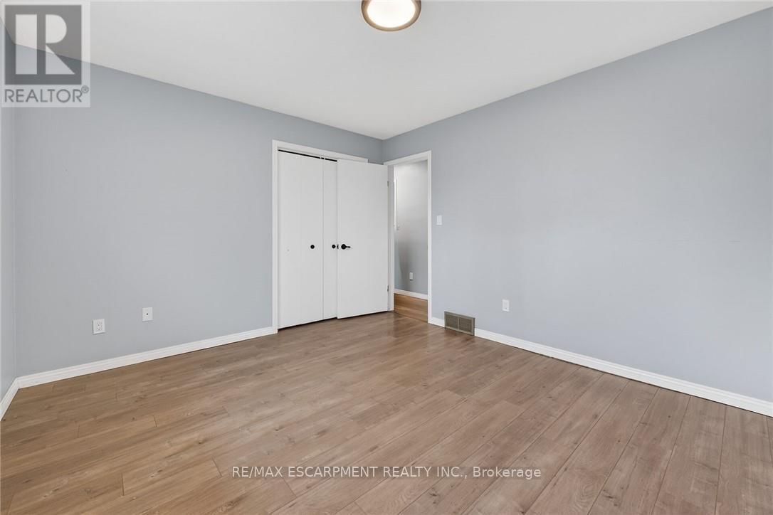 31 KILLINS STREET Image 22