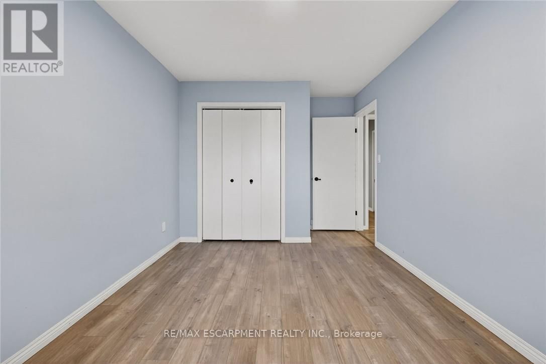 31 KILLINS STREET Image 24