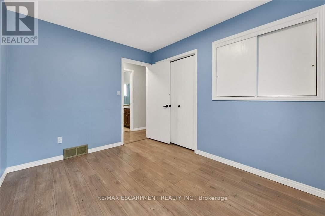 31 KILLINS STREET Image 26