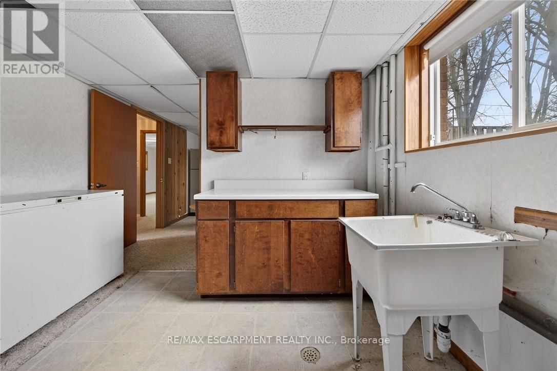 31 KILLINS STREET Image 38