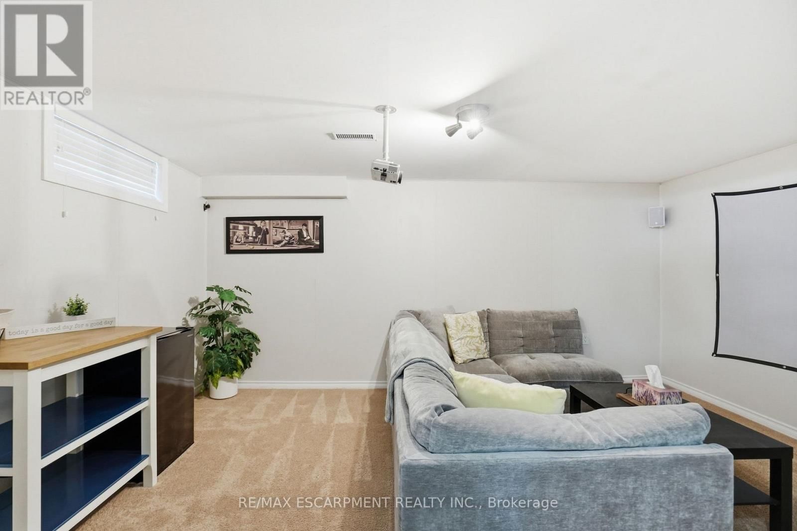 7 - 914 MOHAWK ROAD Image 26