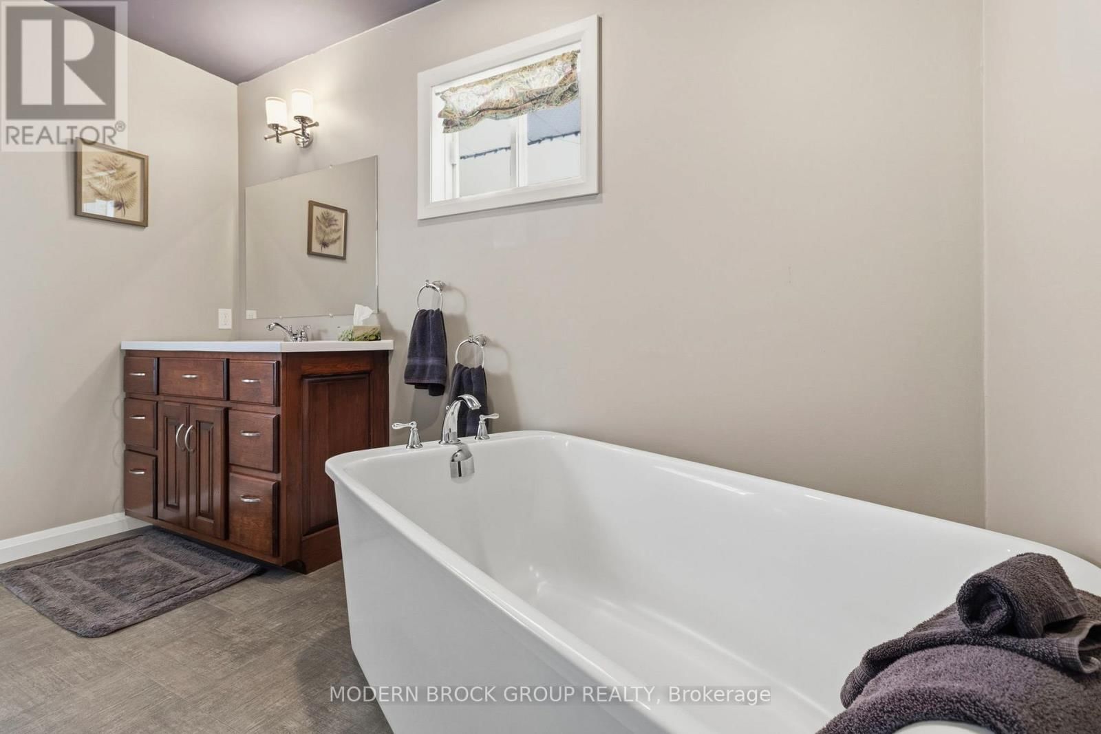 57 COUNTY ROAD 5 S ROAD Image 22