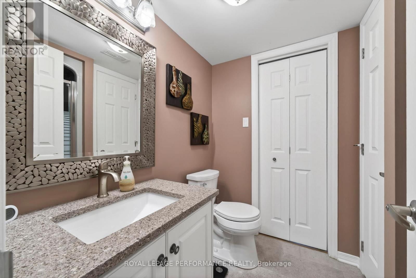 102 - 311 WATER STREET WEST Image 22