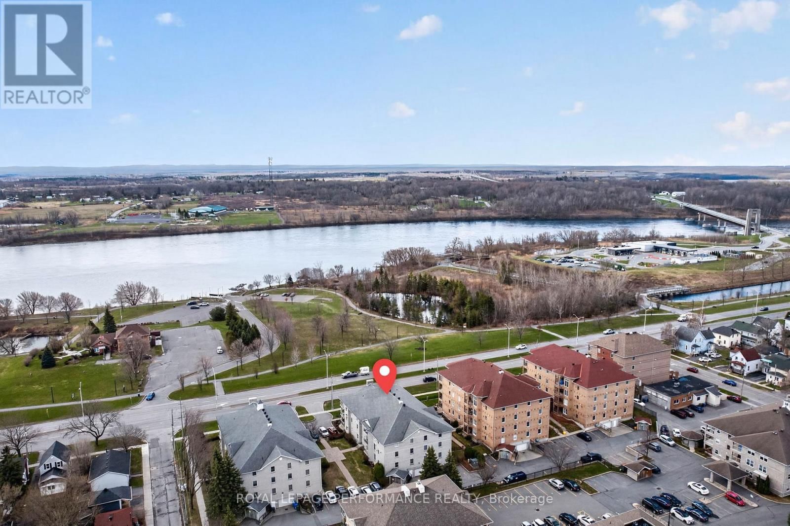 102 - 311 WATER STREET WEST Image 34