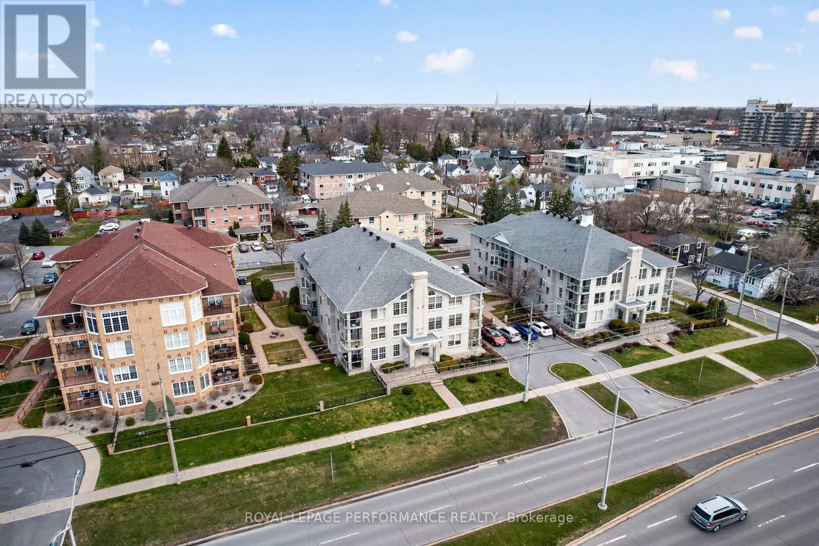 102 - 311 WATER STREET WEST Image 44