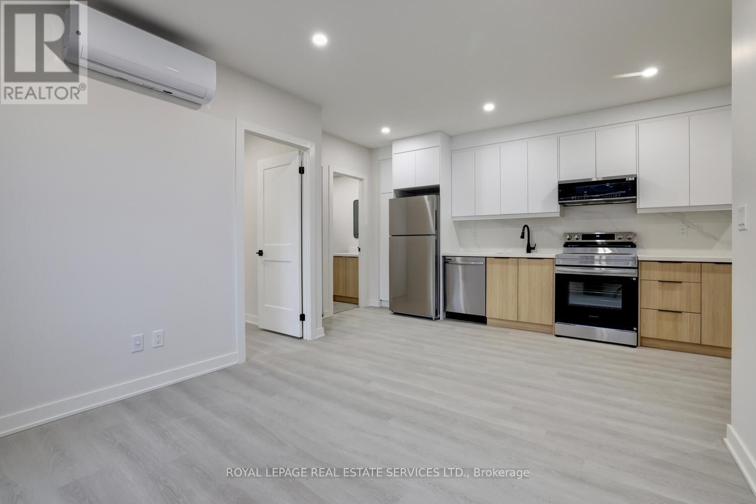 303 - 20 DUKE STREET Image 24