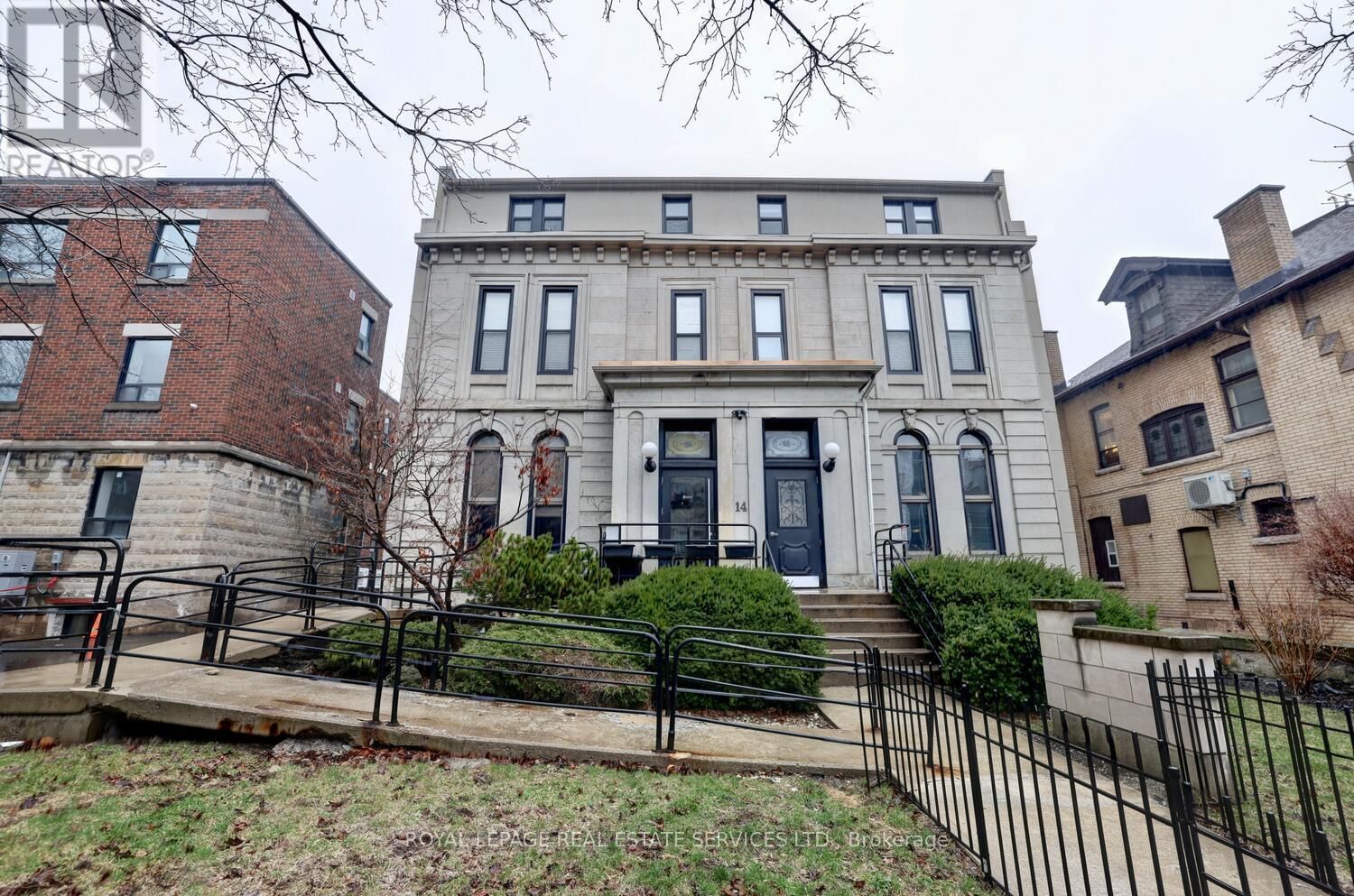 303 - 20 DUKE STREET Image 47