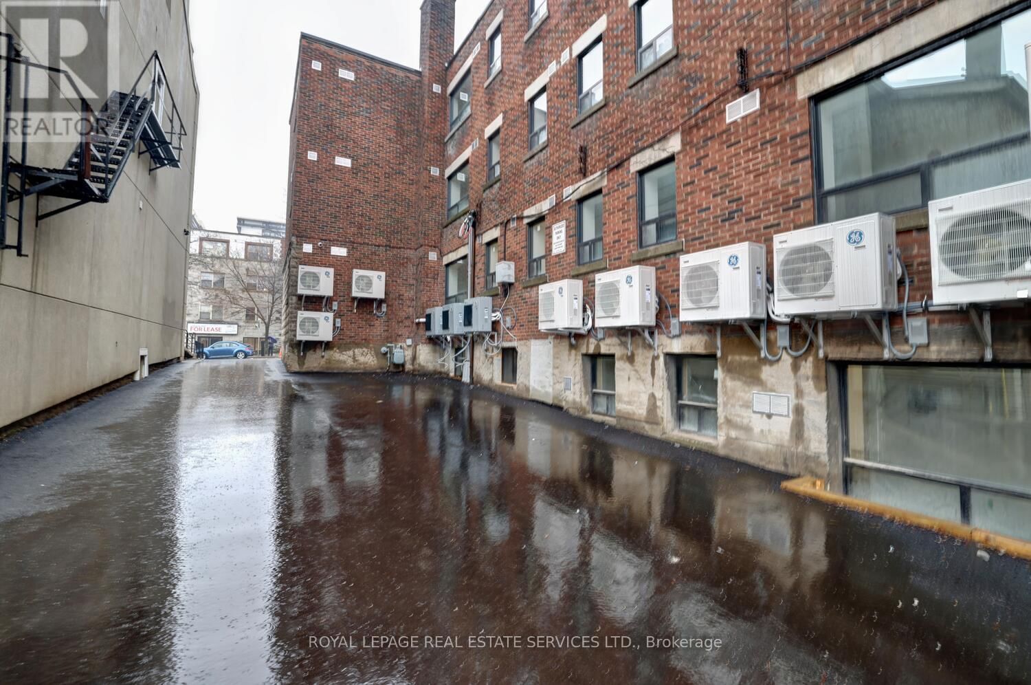 303 - 20 DUKE STREET Image 48