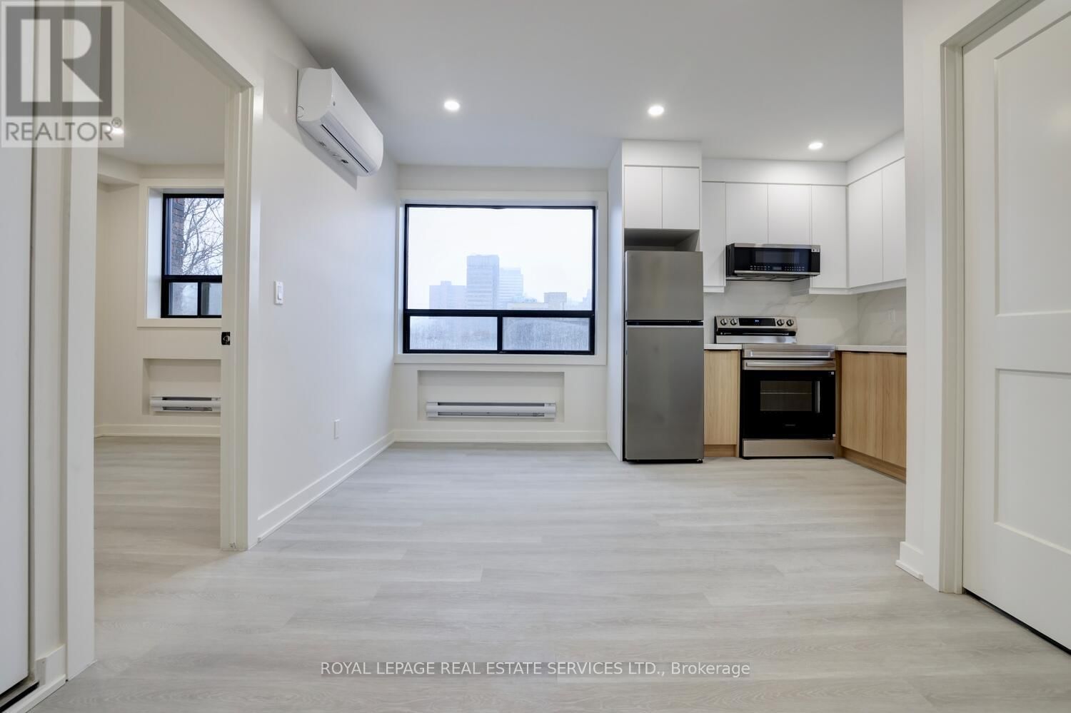 305 - 20 DUKE STREET Image 18