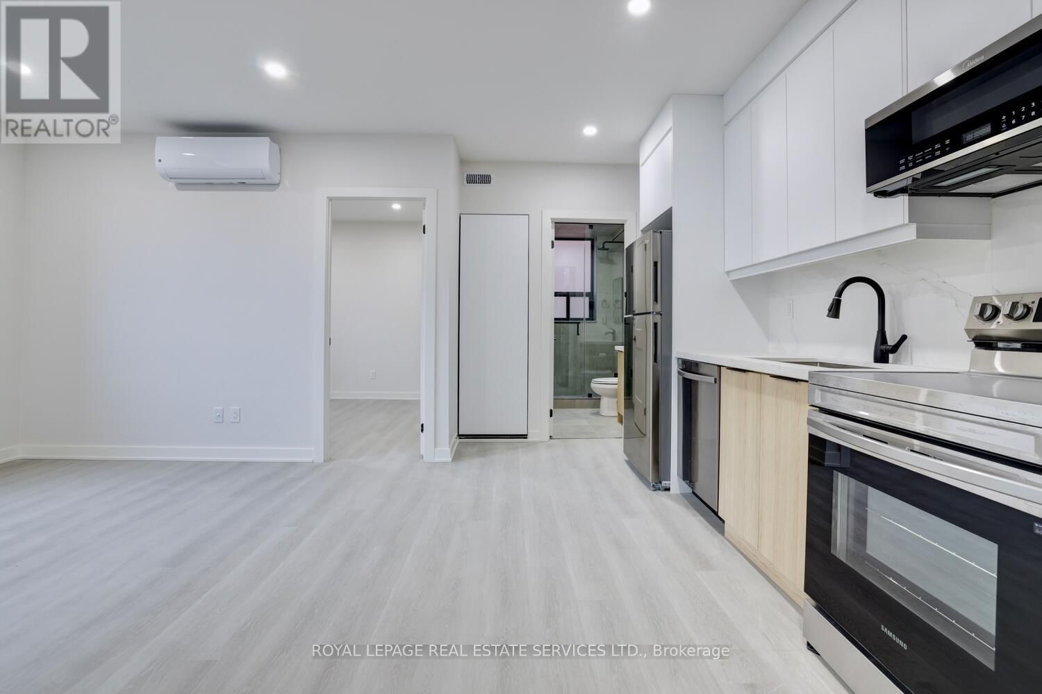 305 - 20 DUKE STREET Image 20