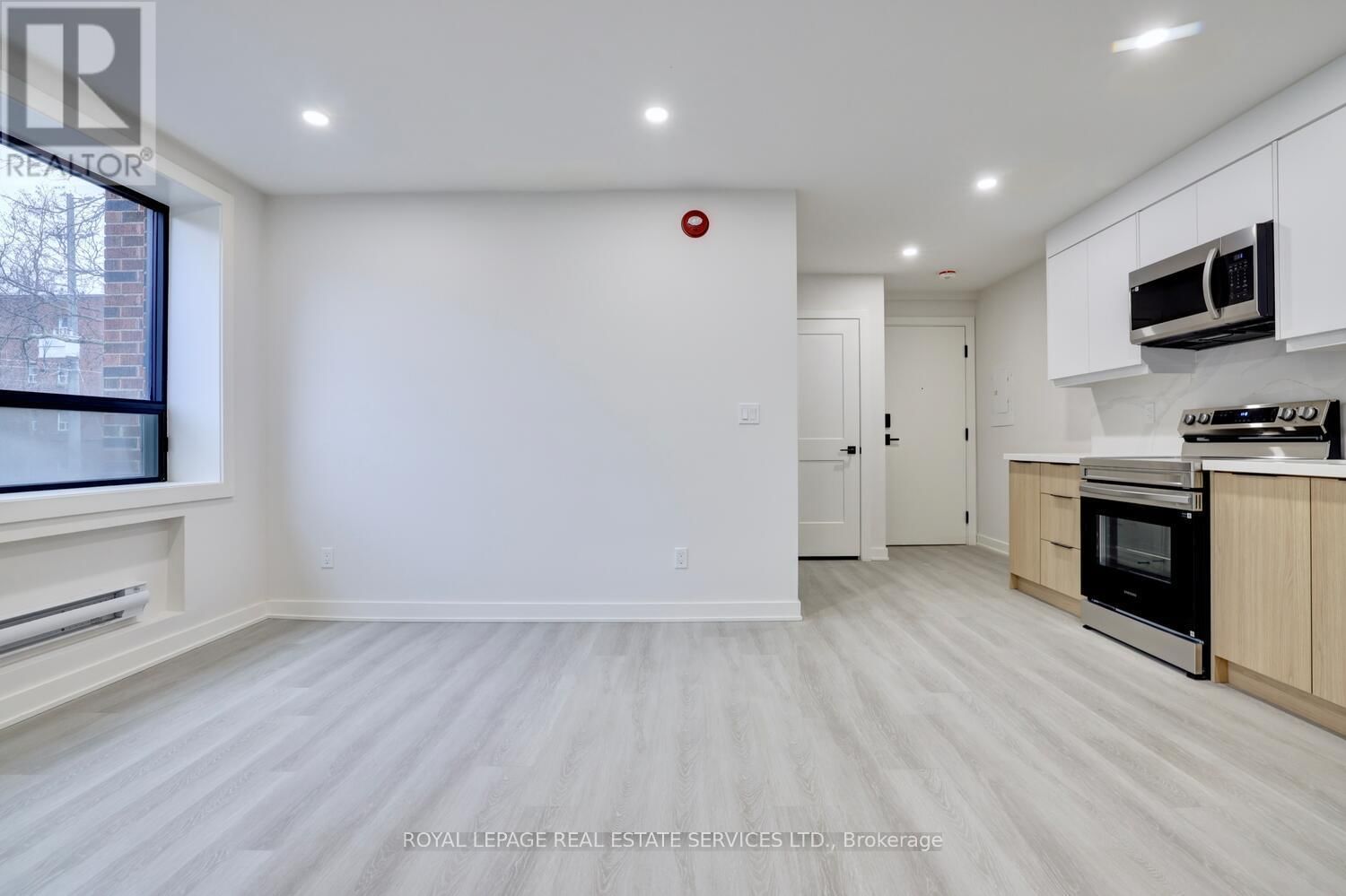 305 - 20 DUKE STREET Image 39