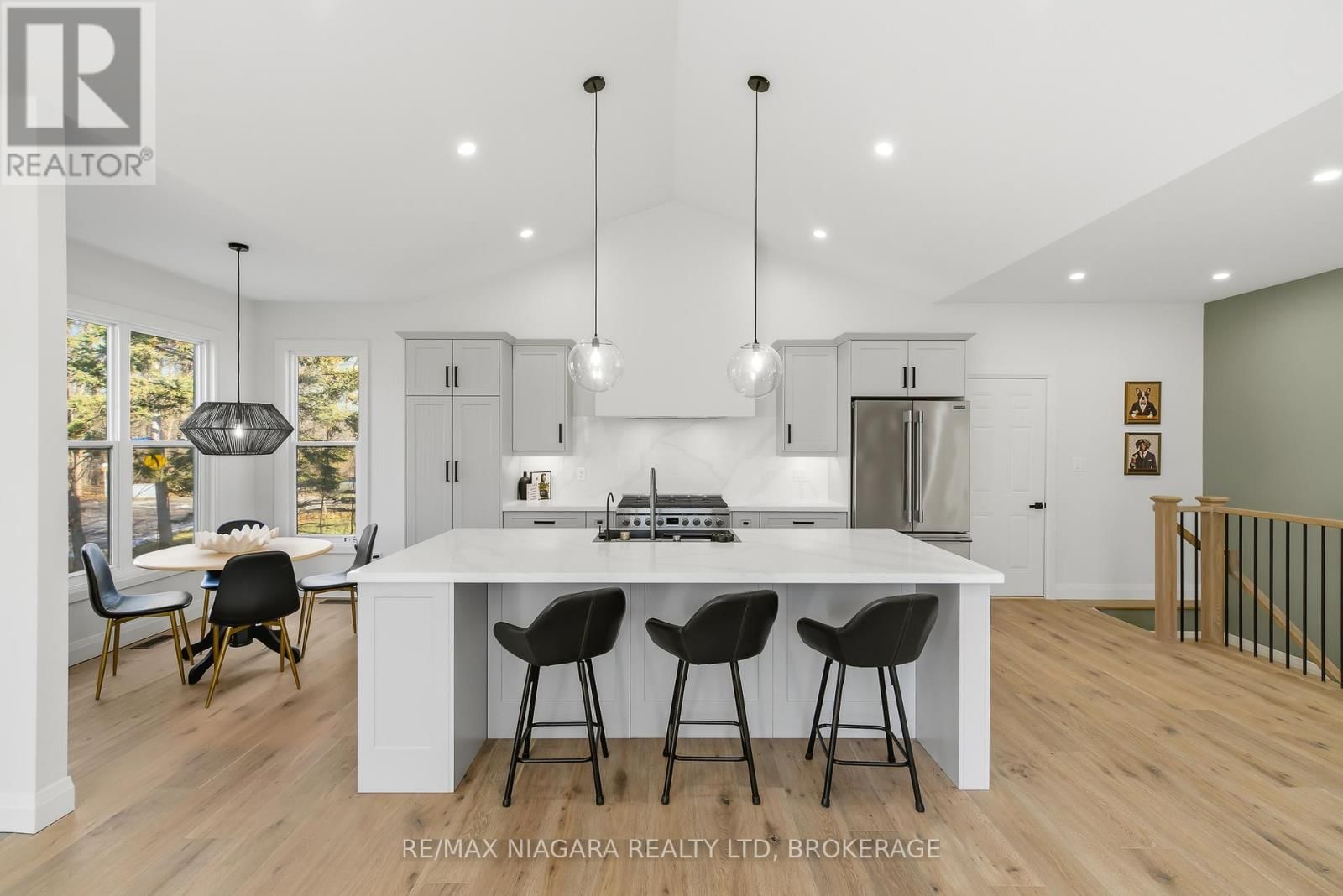 2365 CROSS STREET Image 13