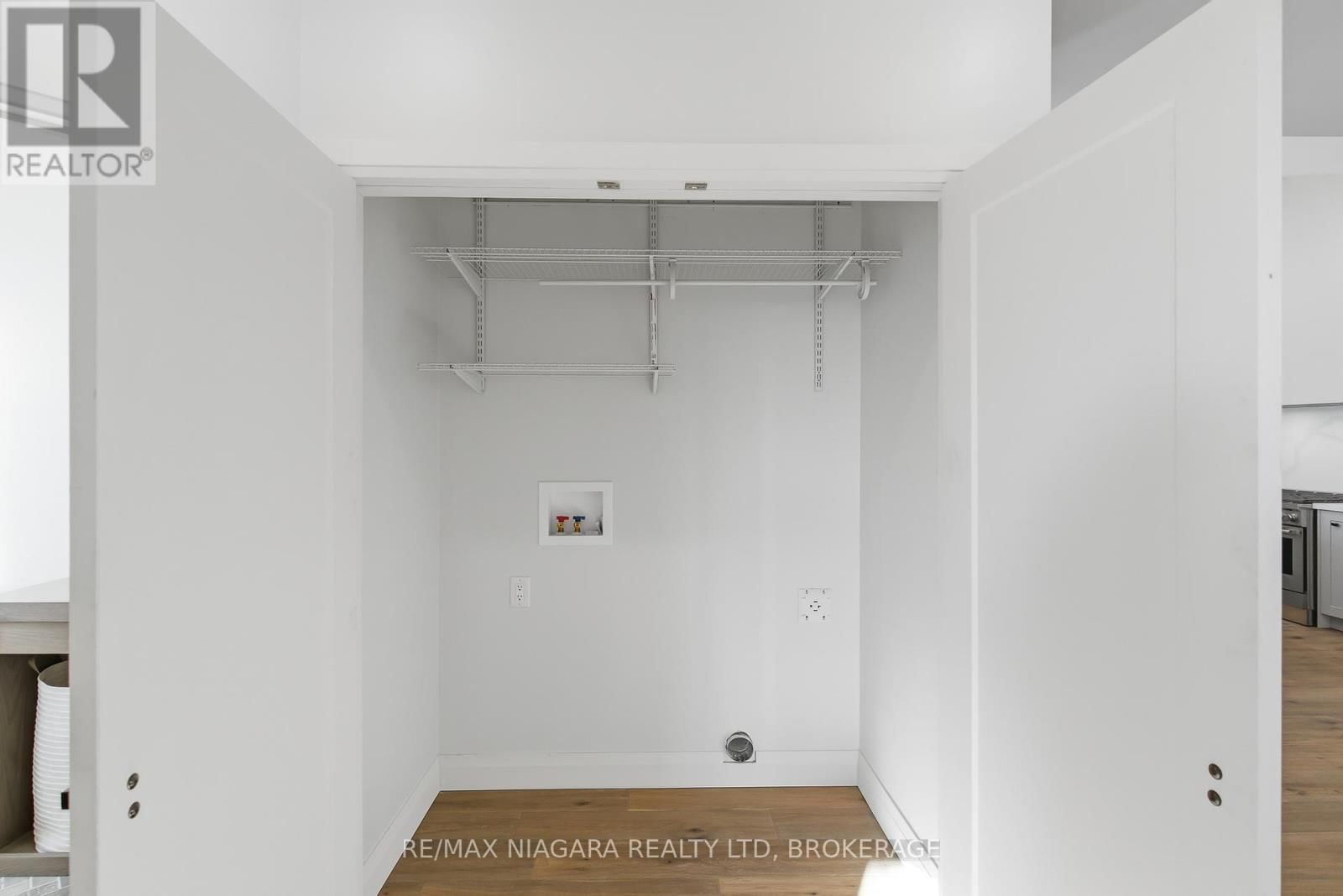 2365 CROSS STREET Image 22