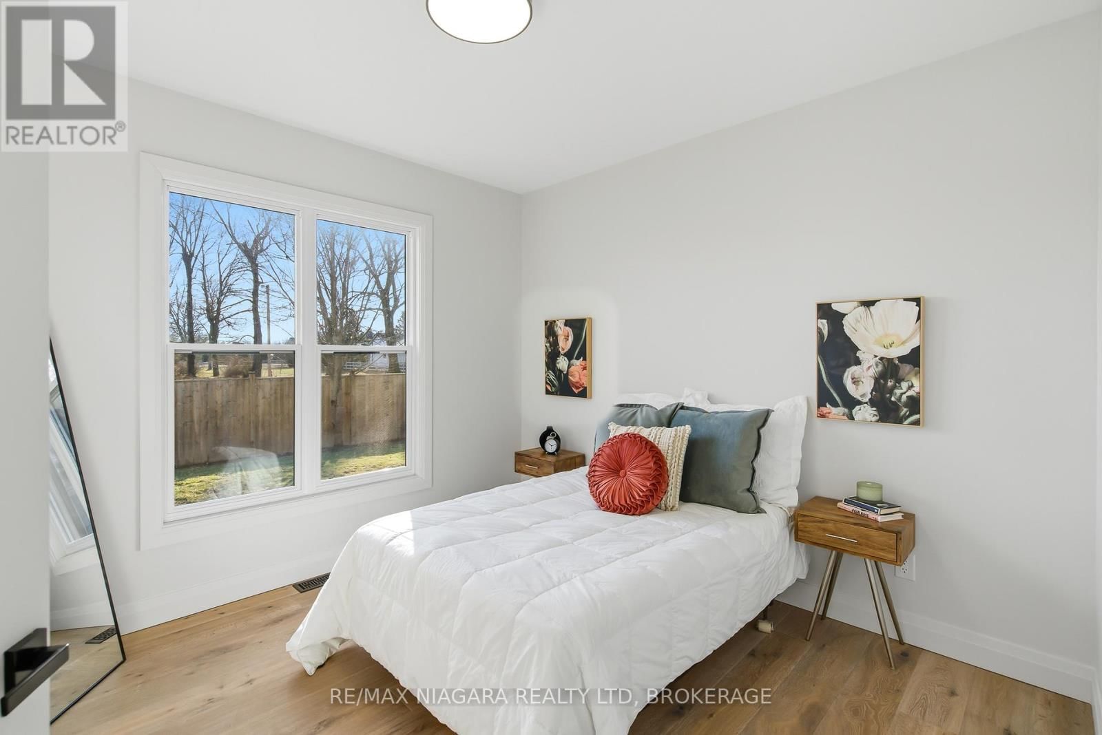 2365 CROSS STREET Image 25