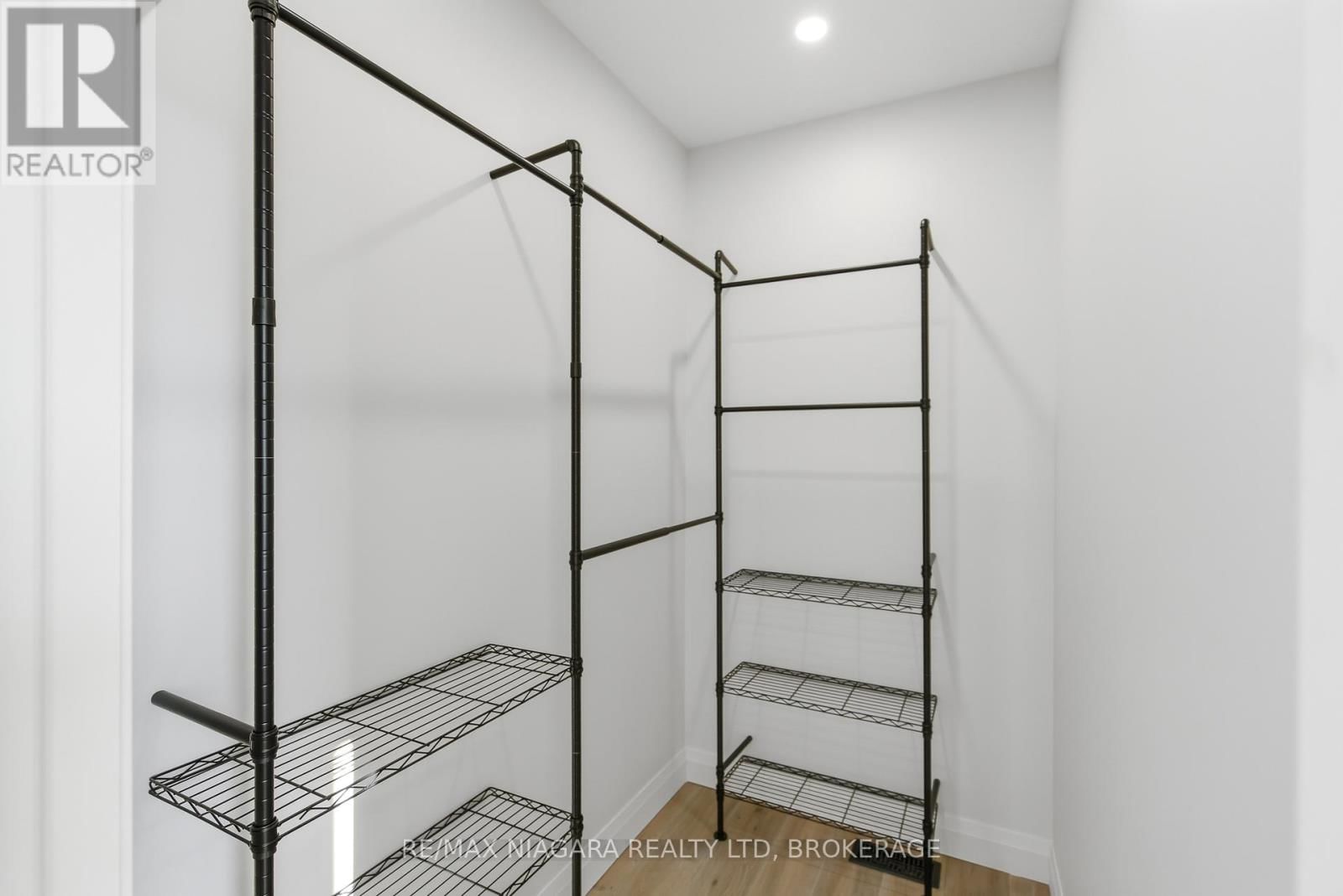 2365 CROSS STREET Image 28