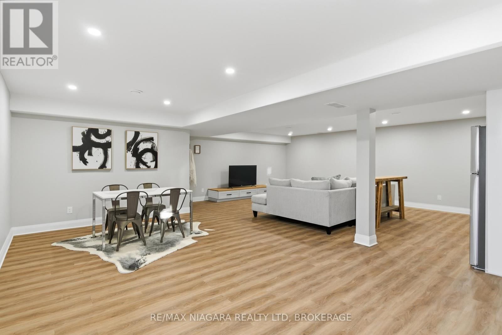 2365 CROSS STREET Image 31