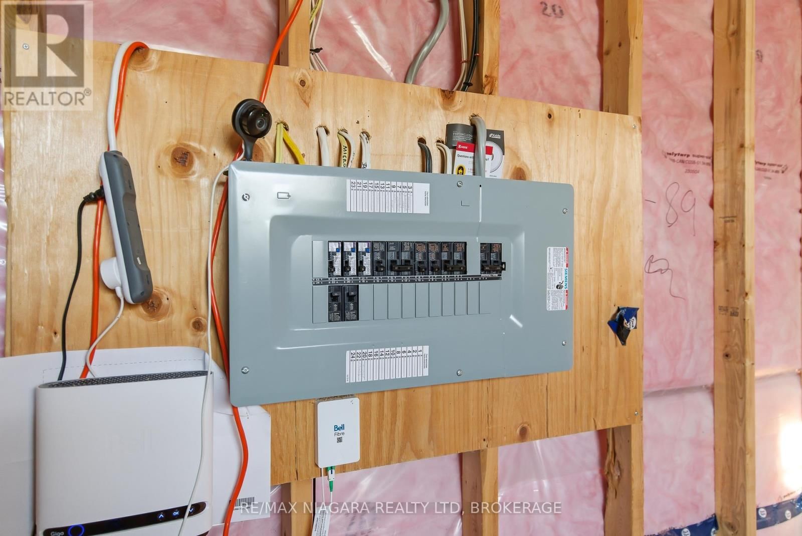 2365 CROSS STREET Image 39