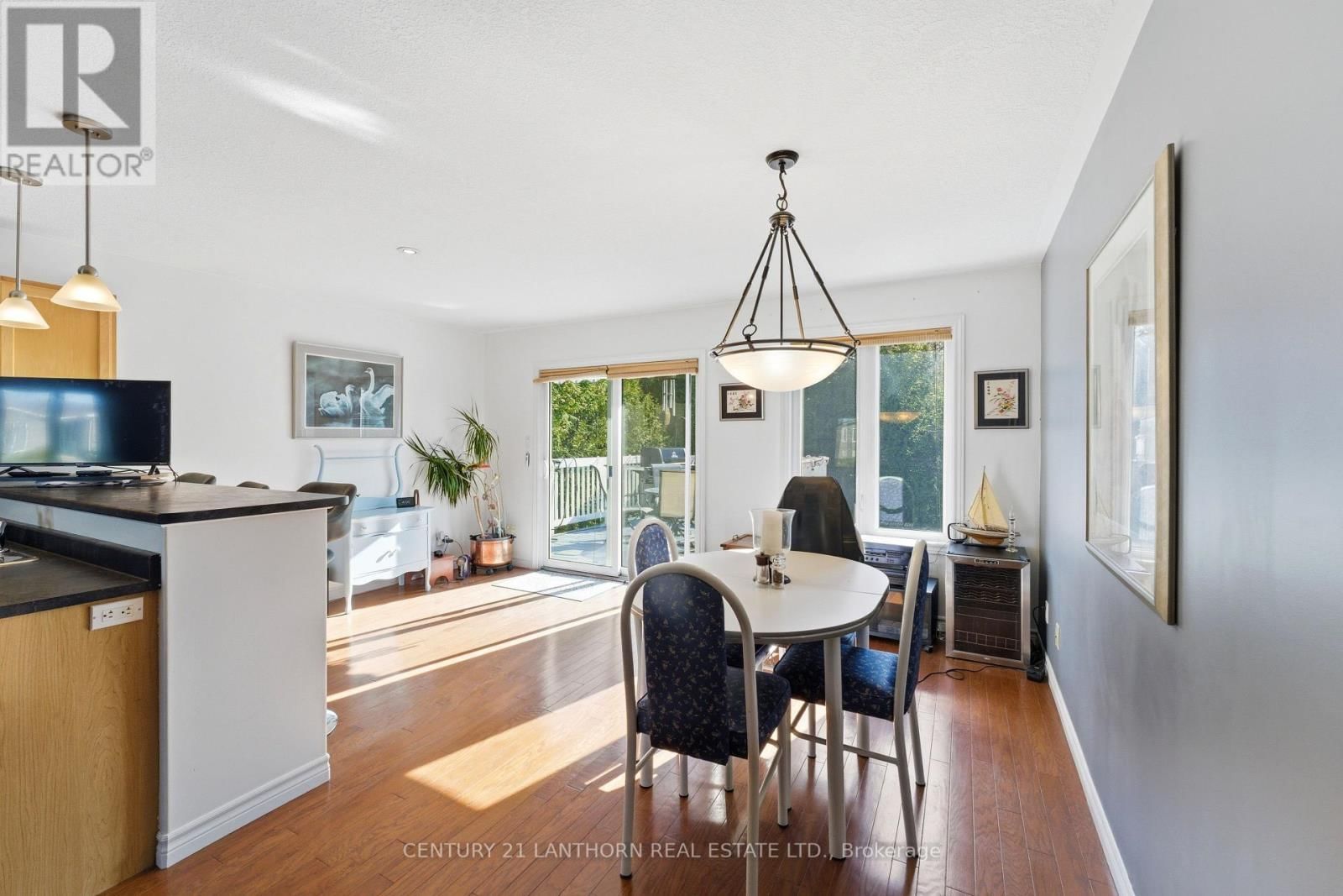 167 NICHOLAS STREET Image 14