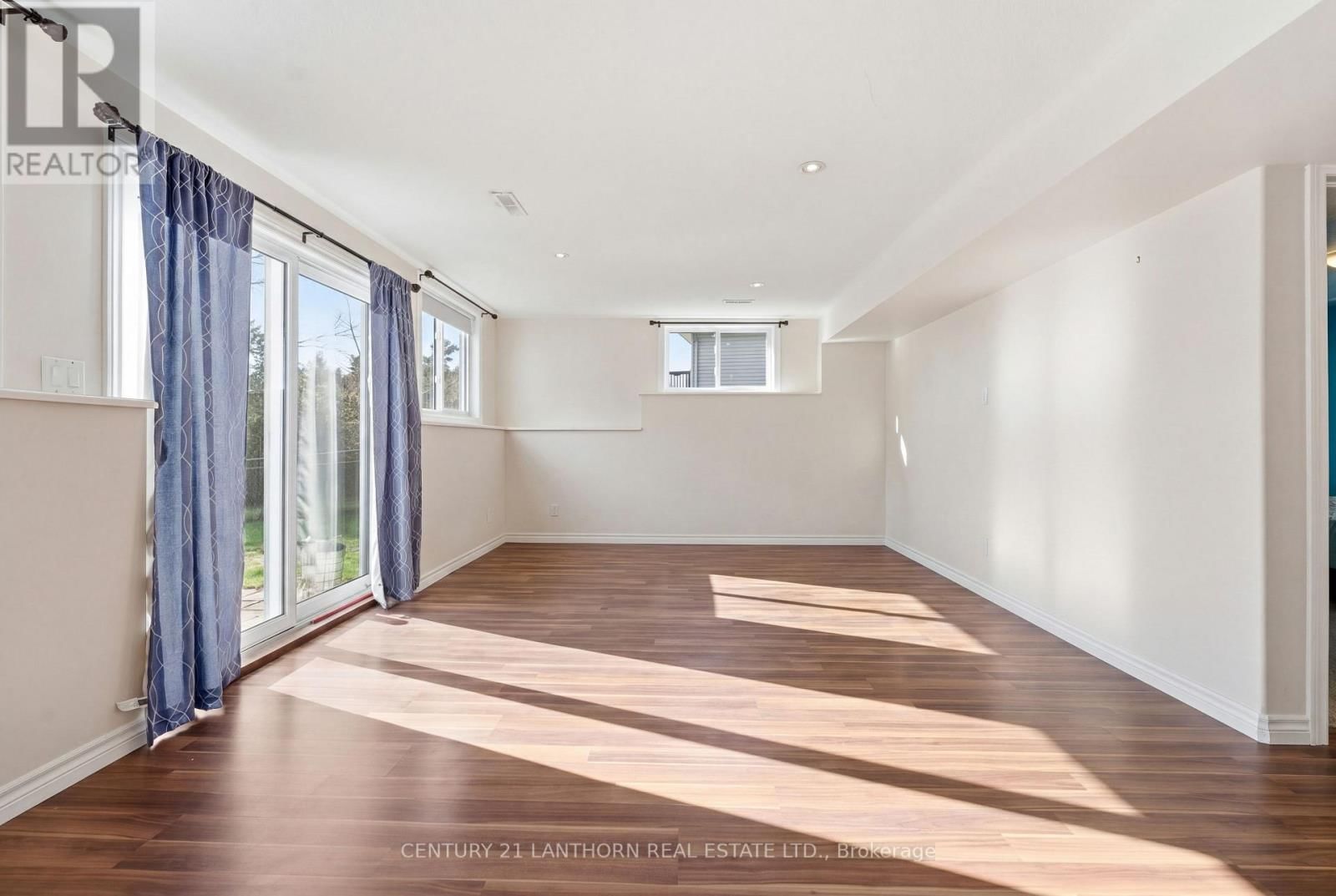 167 NICHOLAS STREET Image 24