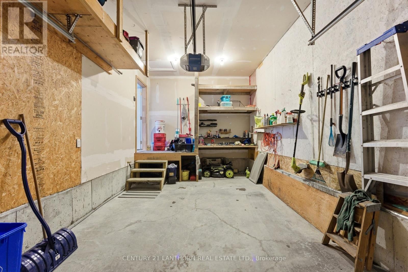 167 NICHOLAS STREET Image 48