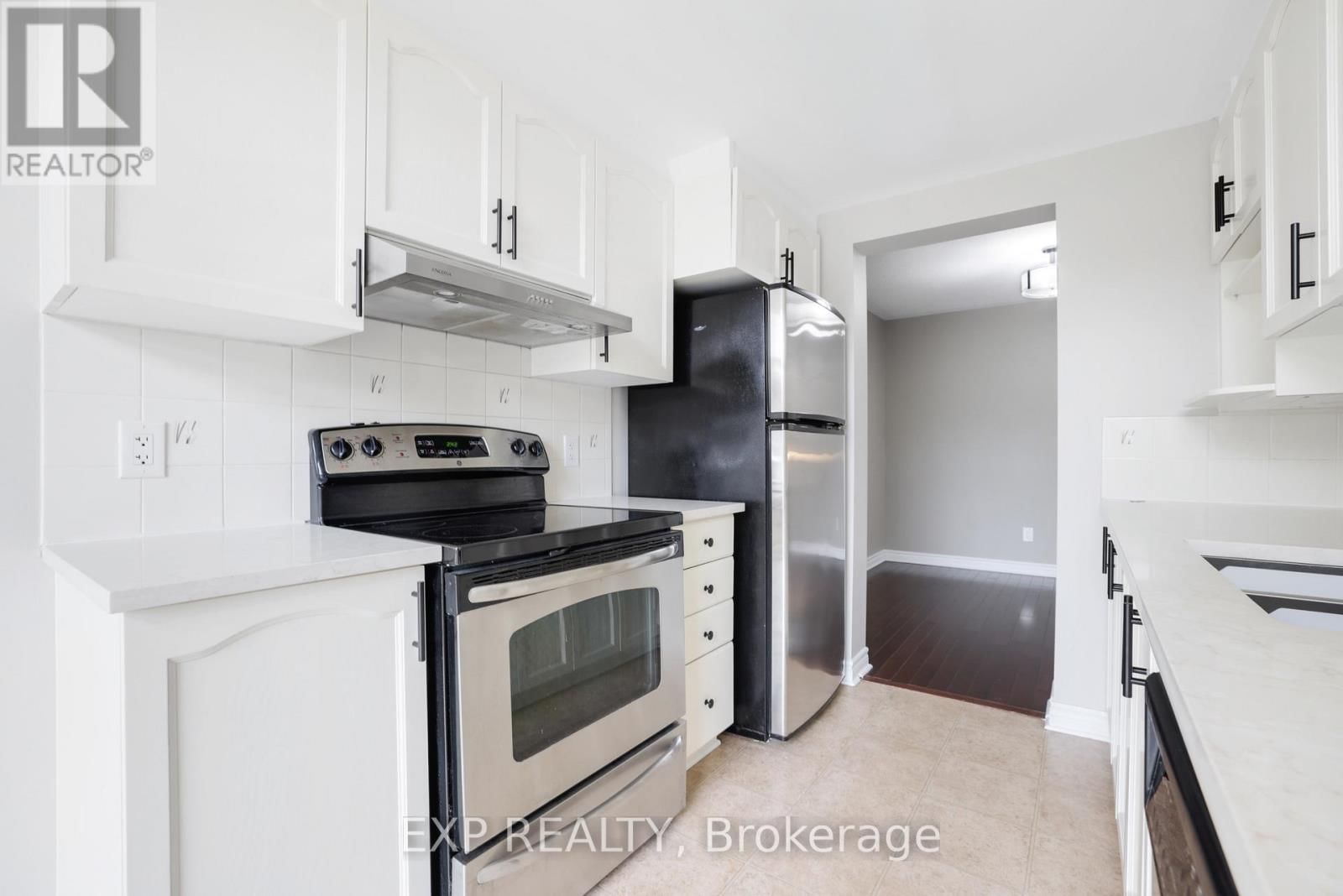 352 FORESTBROOK STREET Image 17