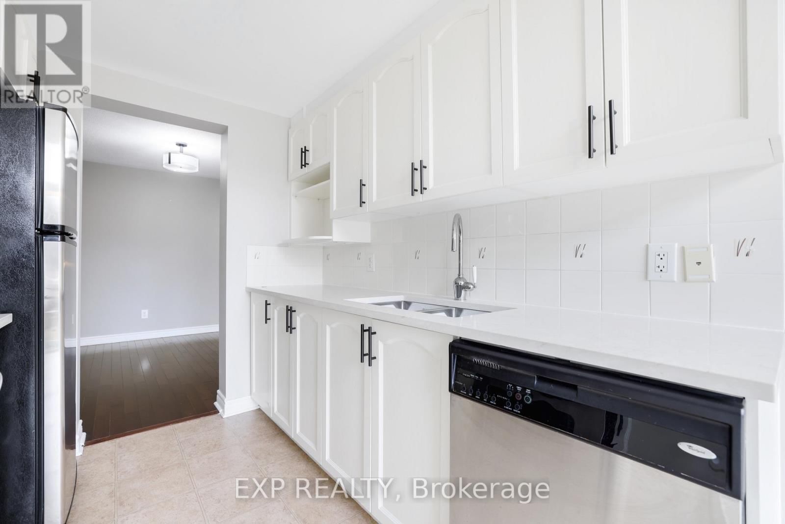 352 FORESTBROOK STREET Image 18