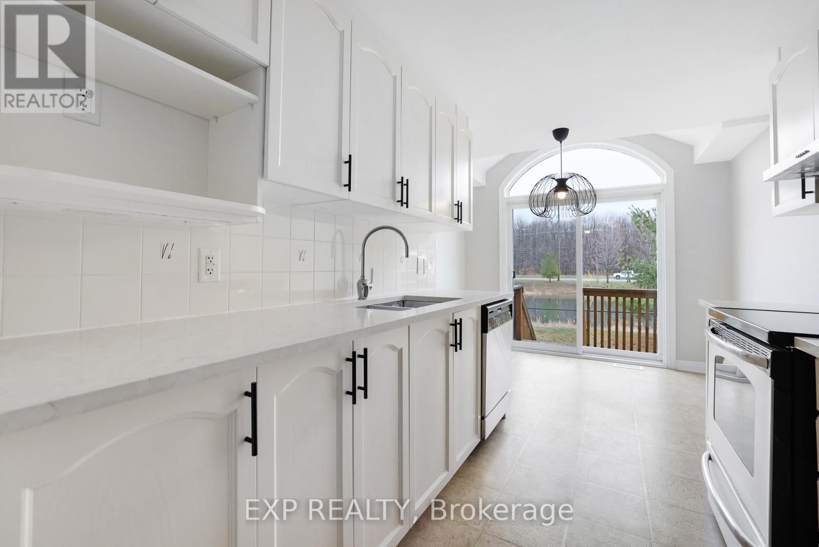 352 FORESTBROOK STREET Image 19