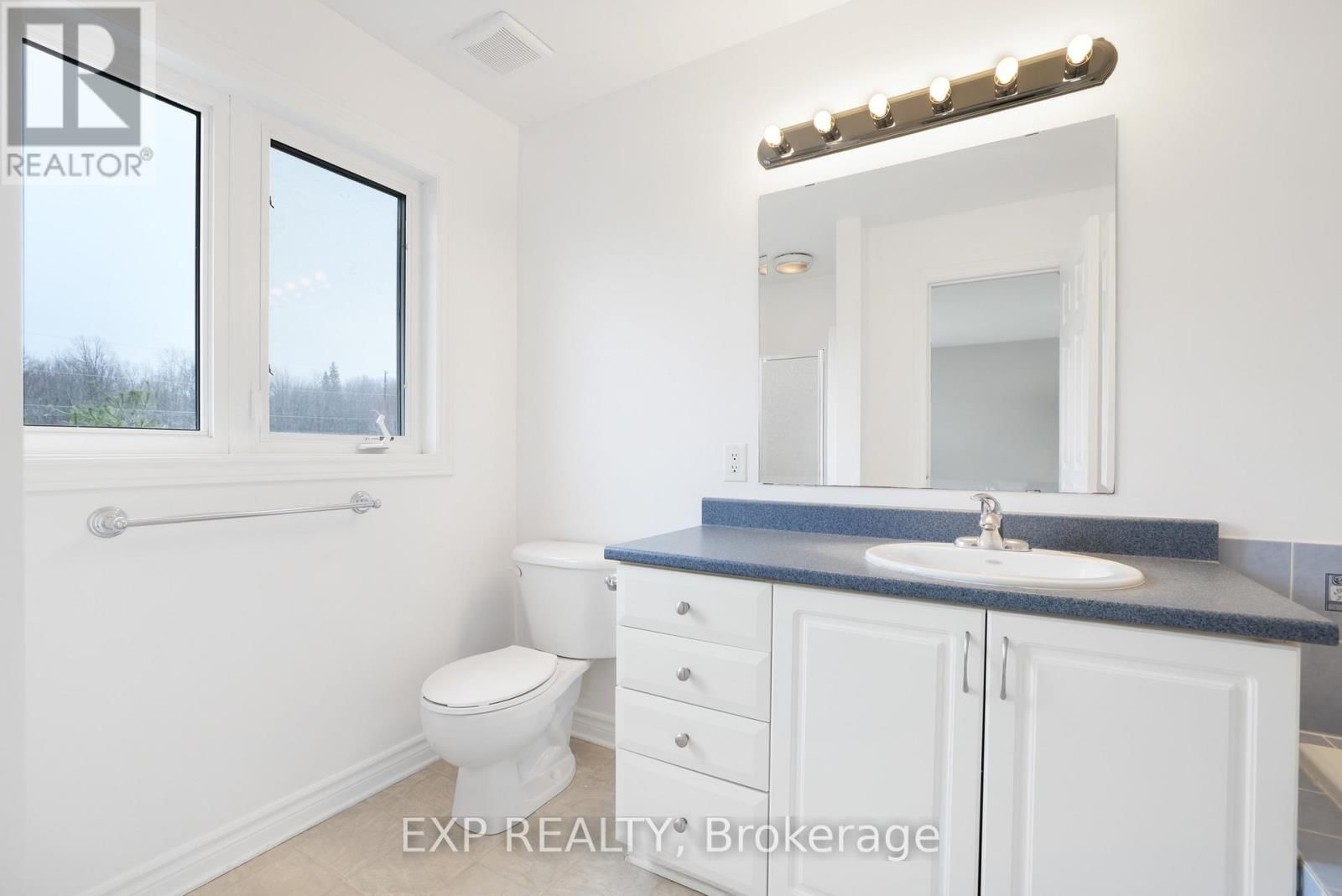 352 FORESTBROOK STREET Image 23