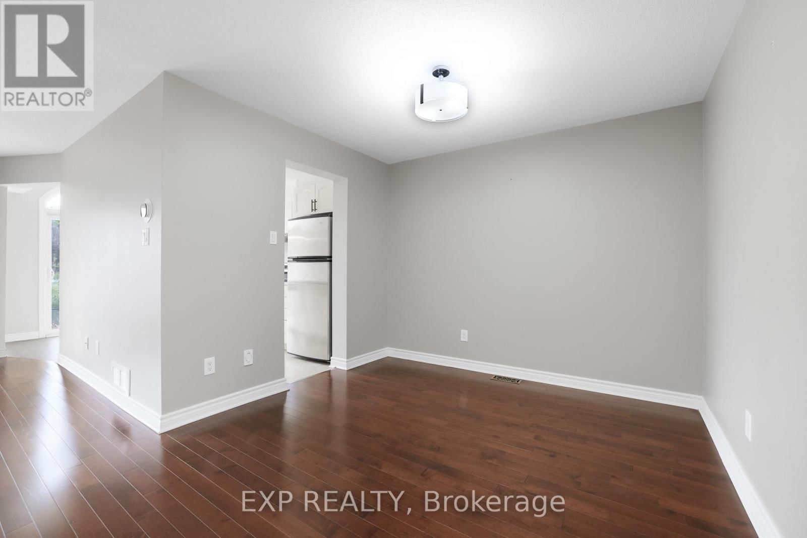 352 FORESTBROOK STREET Image 8