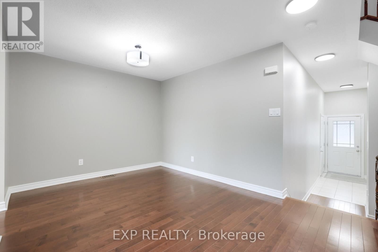 352 FORESTBROOK STREET Image 9