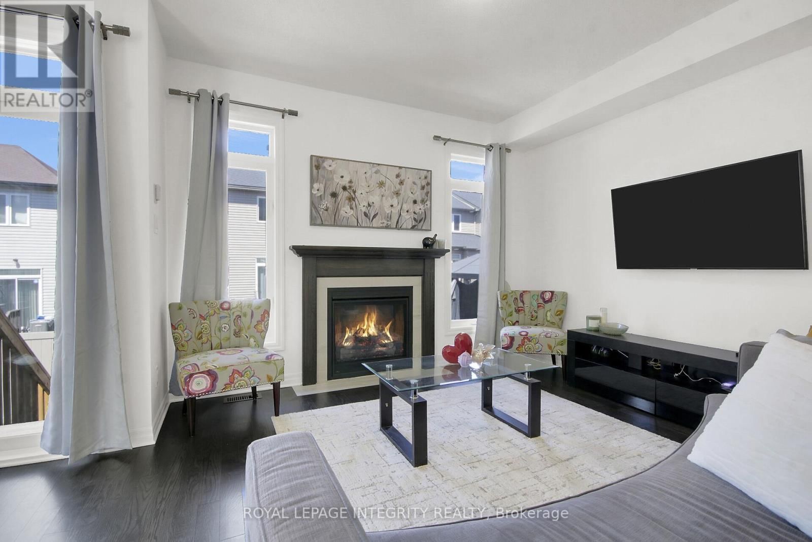 310 BROADRIDGE CRESCENT Image 13