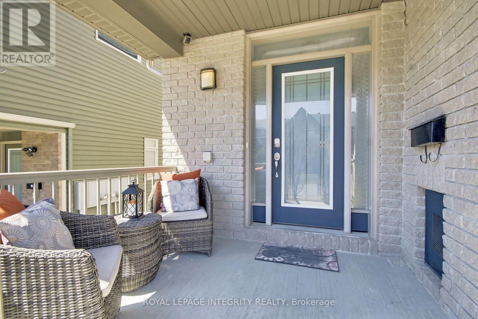 310 BROADRIDGE CRESCENT Image 3