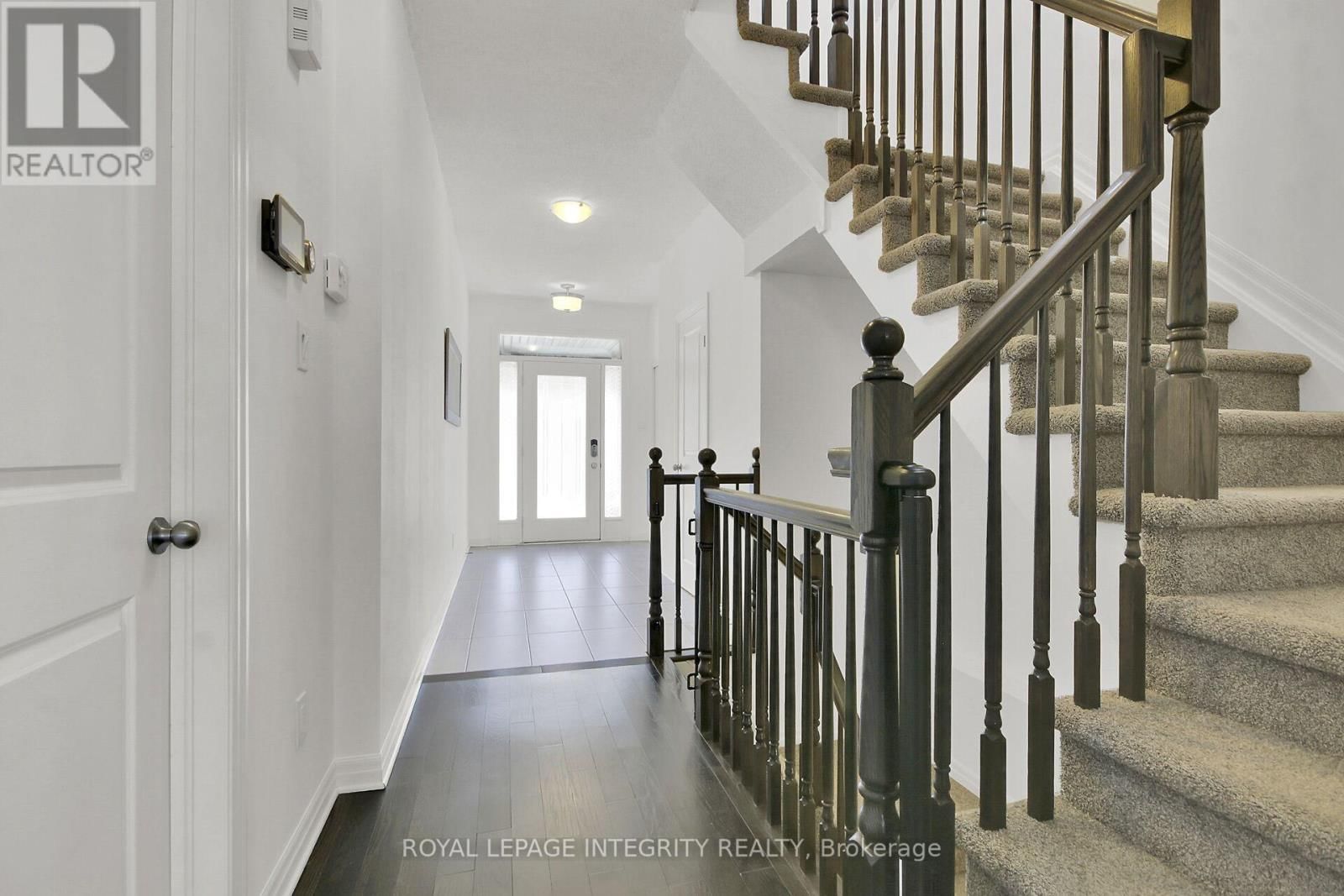 310 BROADRIDGE CRESCENT Image 7